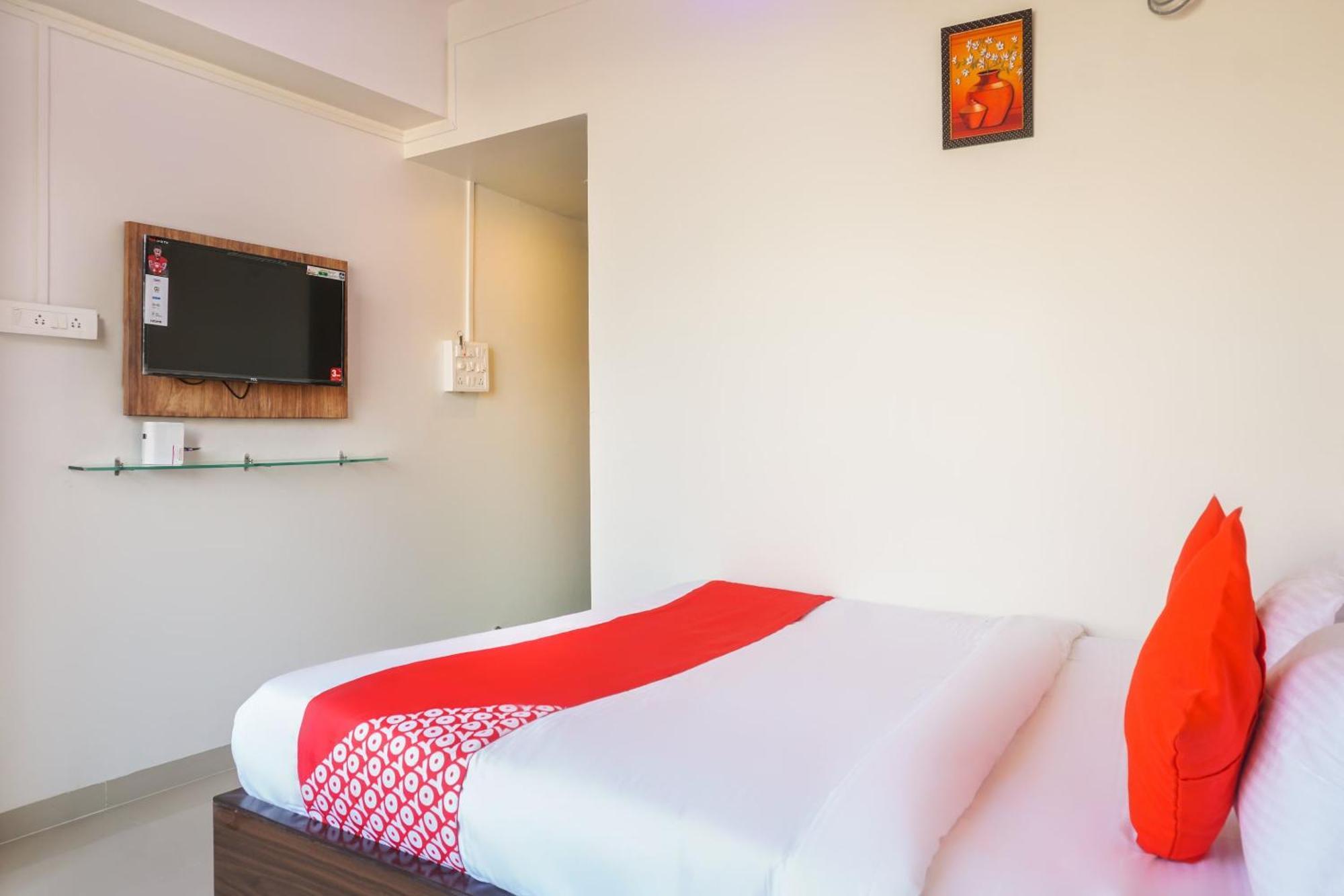 Hotel O Nitya Executive Phursungi Exterior photo